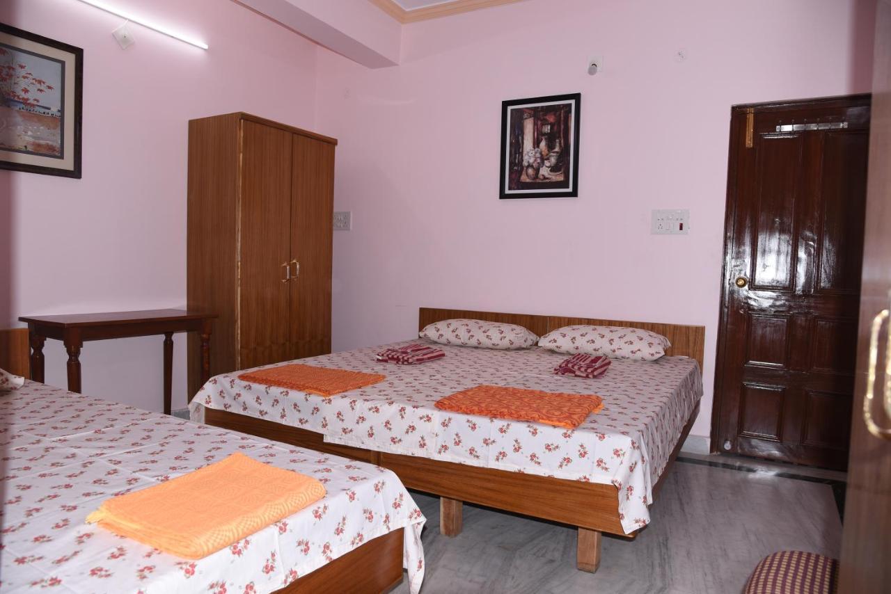 Anjani Mansion Hotell Hyderabad Eksteriør bilde