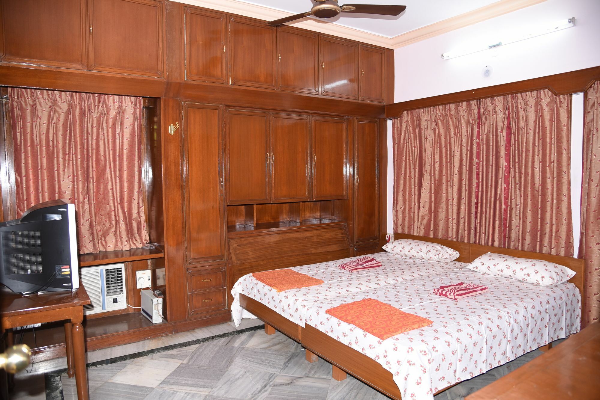 Anjani Mansion Hotell Hyderabad Eksteriør bilde